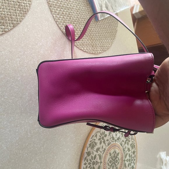 FENDI Vitello Elite Petite 2Jours Pink Handbag - Picture 4 of 8